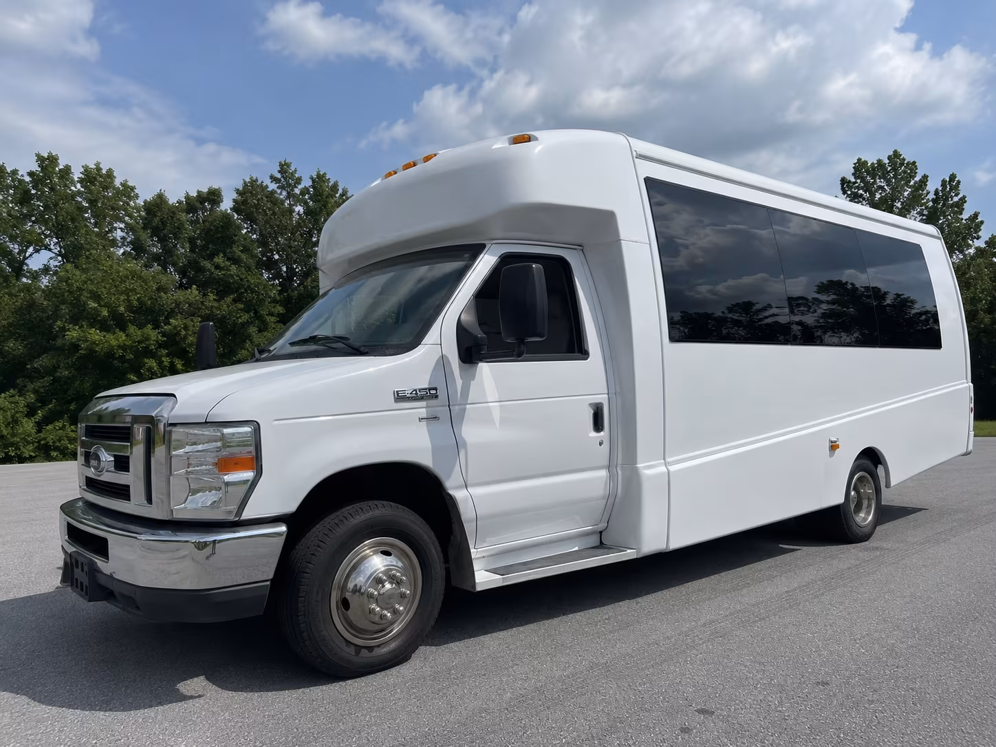 Baytown Homecoming & Prom Party Bus Rentals