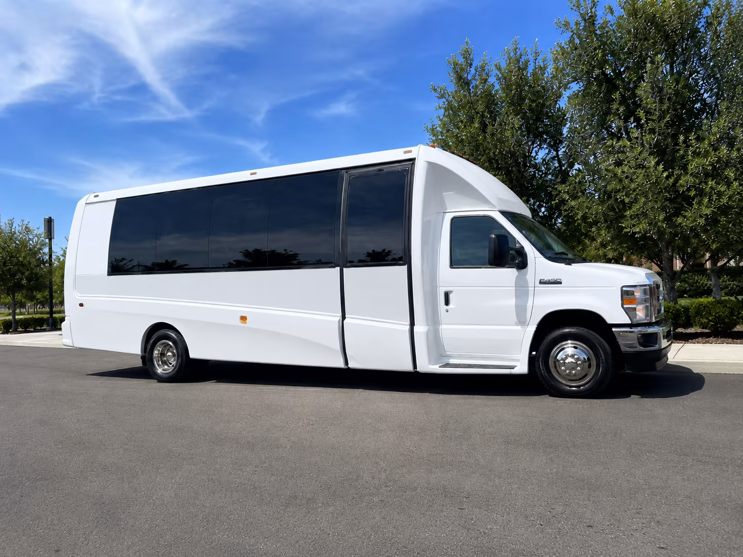 Houston Airport Shuttle & Transportation party bus exterior