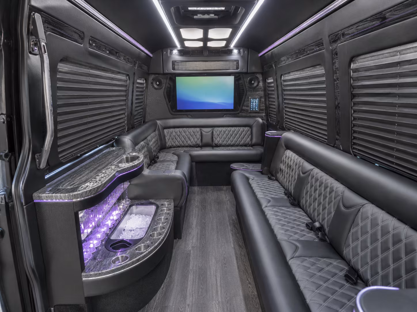 Houston Airport Shuttle & Transportation party bus exterior