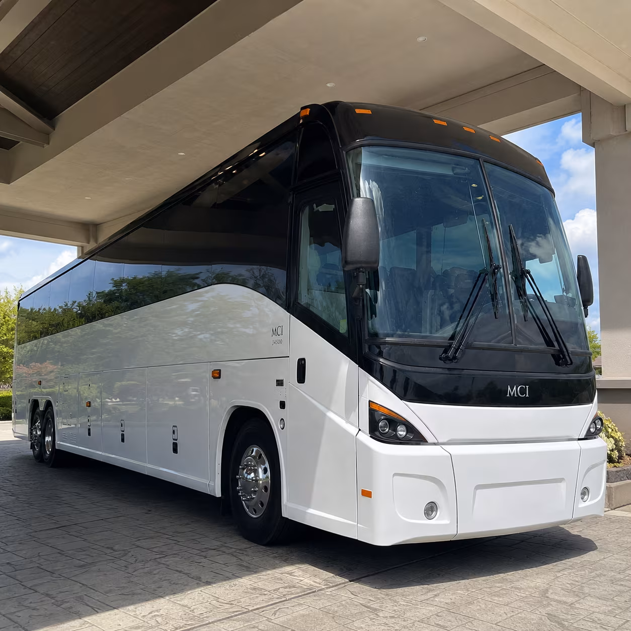 Houston Airport Shuttle & Transportation party bus exterior
