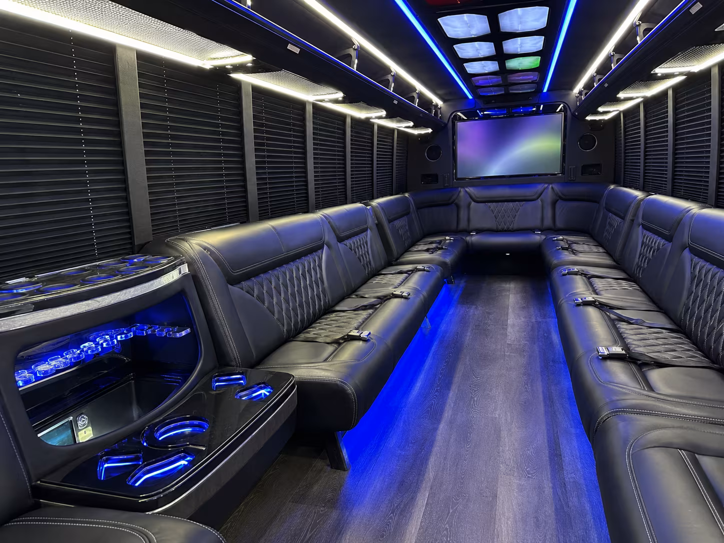 Sugar Land Birthday, Sweet 16, & Quinceañera Party Bus Rentals