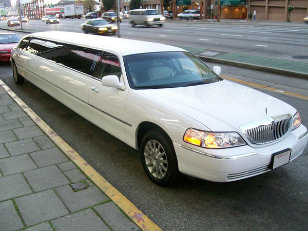 Houston 8 Passenger Limo